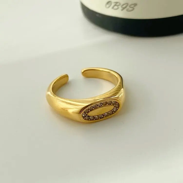 Ellipse Ring