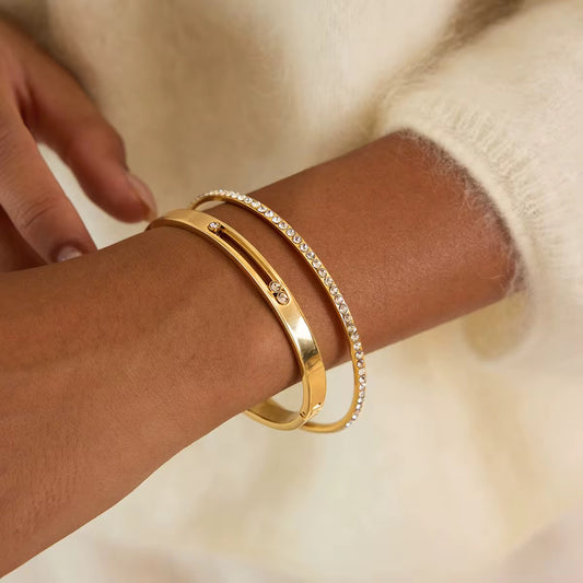 Movable Diamonds Bangle