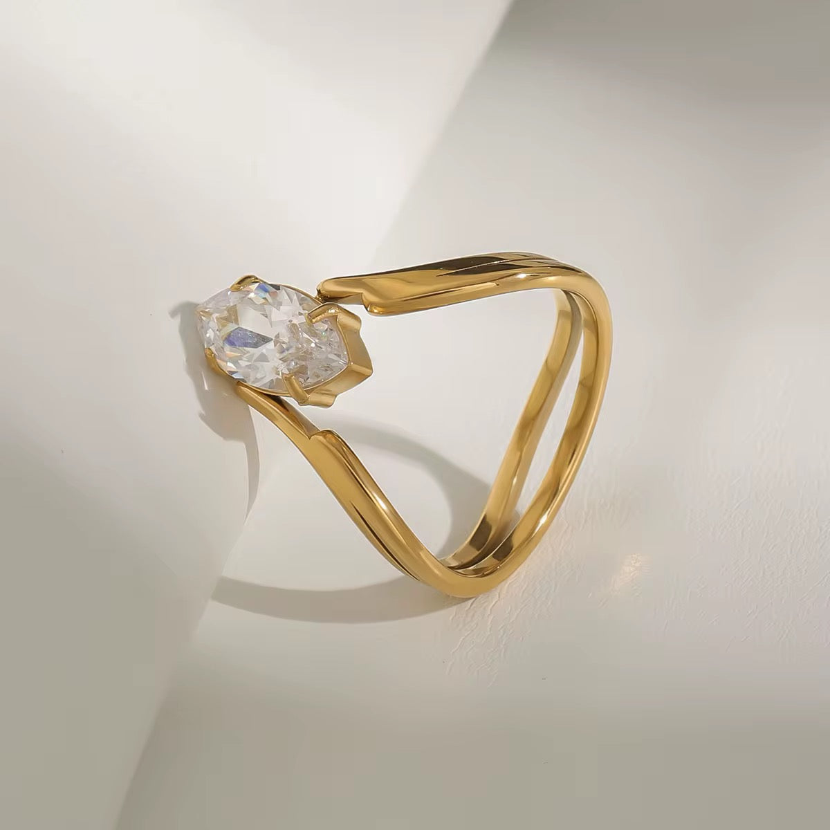 Iconic Edge Ring