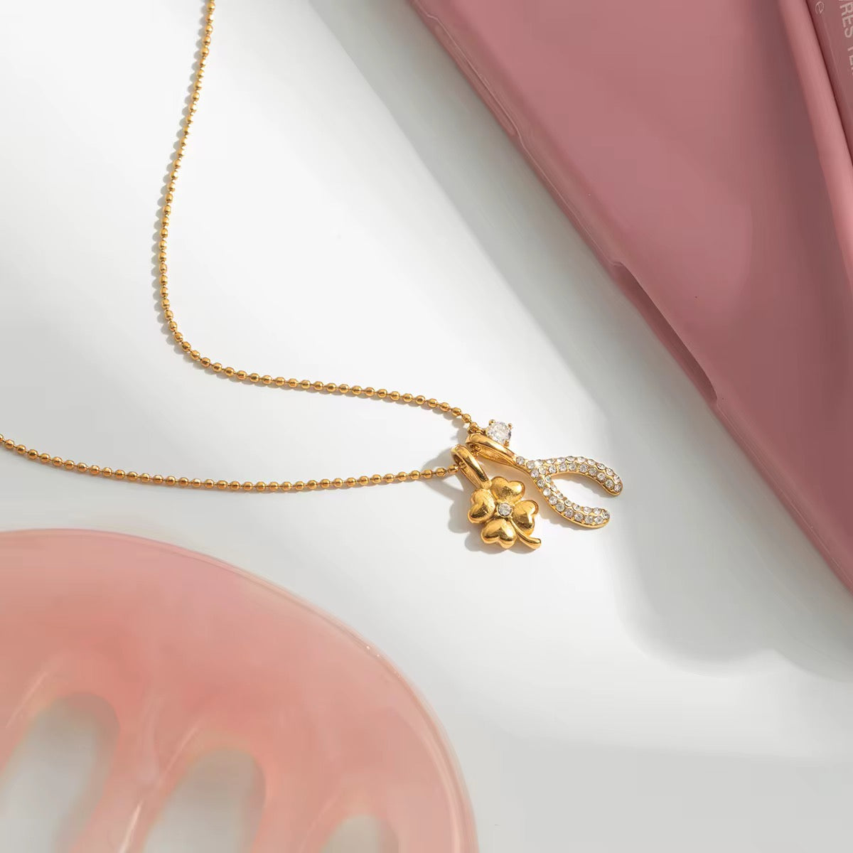 Clover Wishbone Charms Necklace