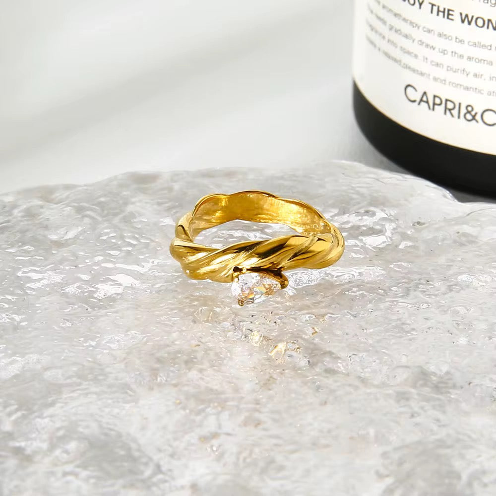 Eternal Twist Ring