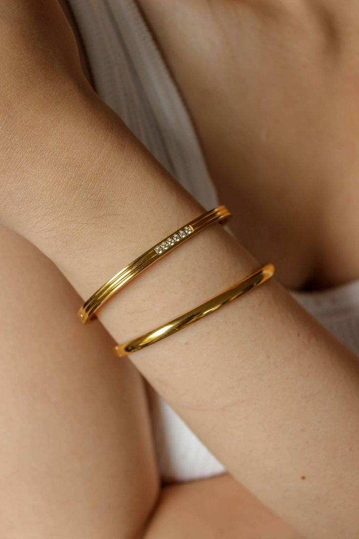 Minimalist Bangle