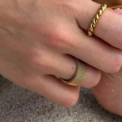 Wide Band Ring