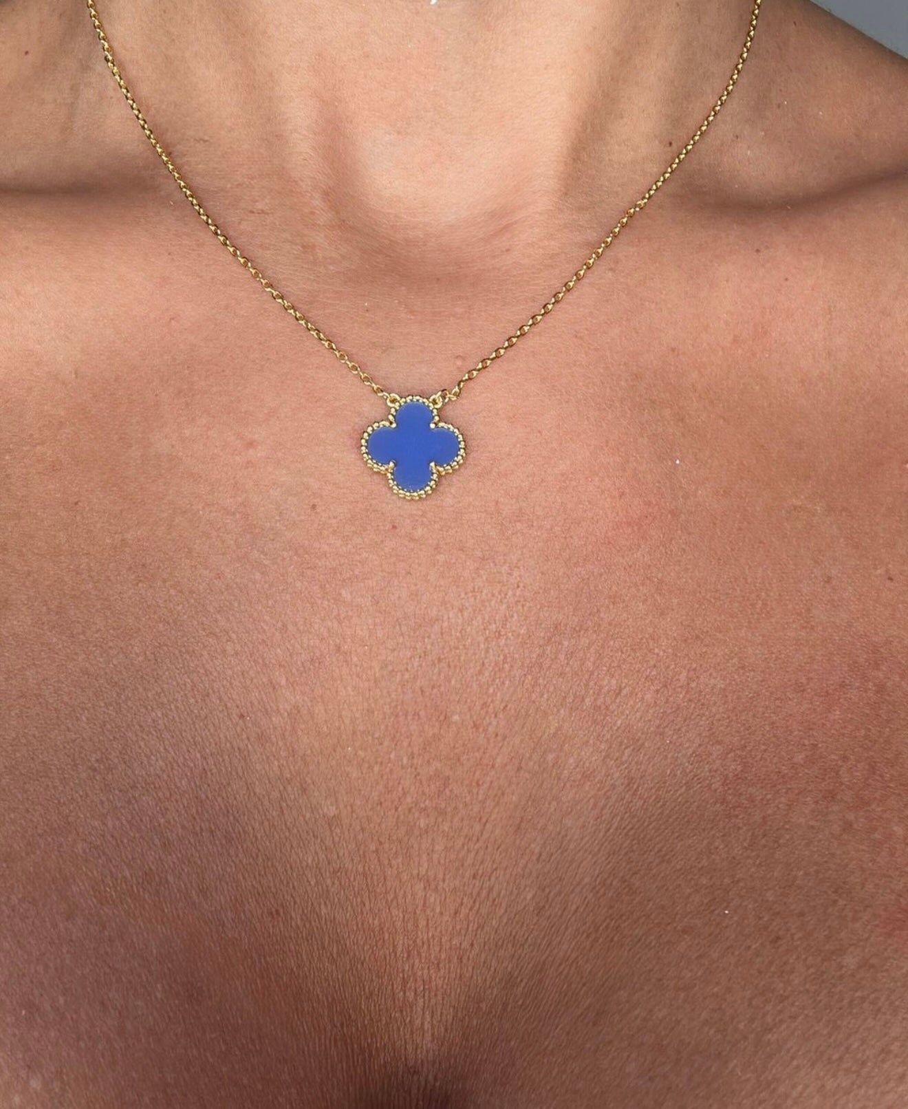 Van Cleef Simple Pendant Necklace (Alhambra Inspired)