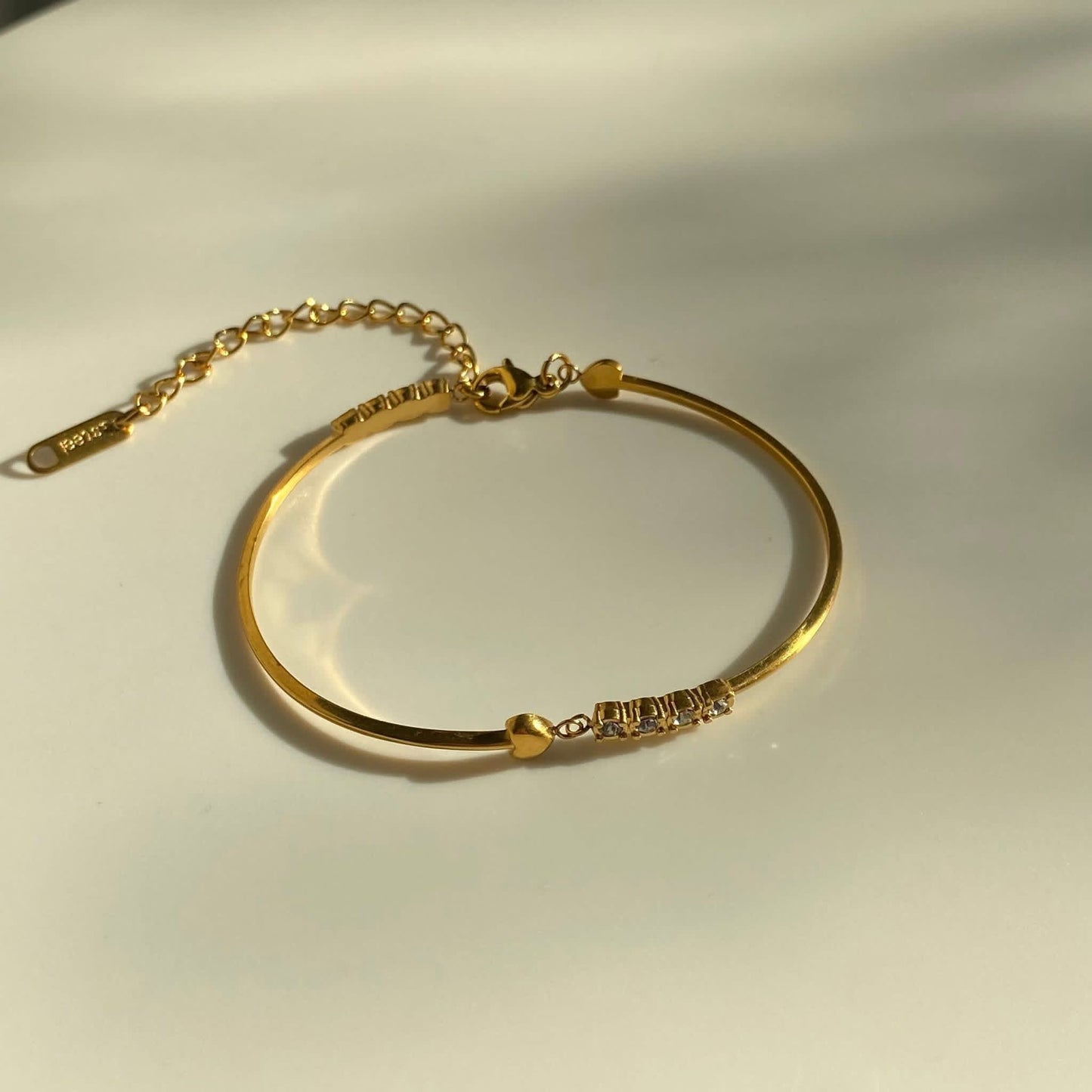 Dainty Heart Bracelet