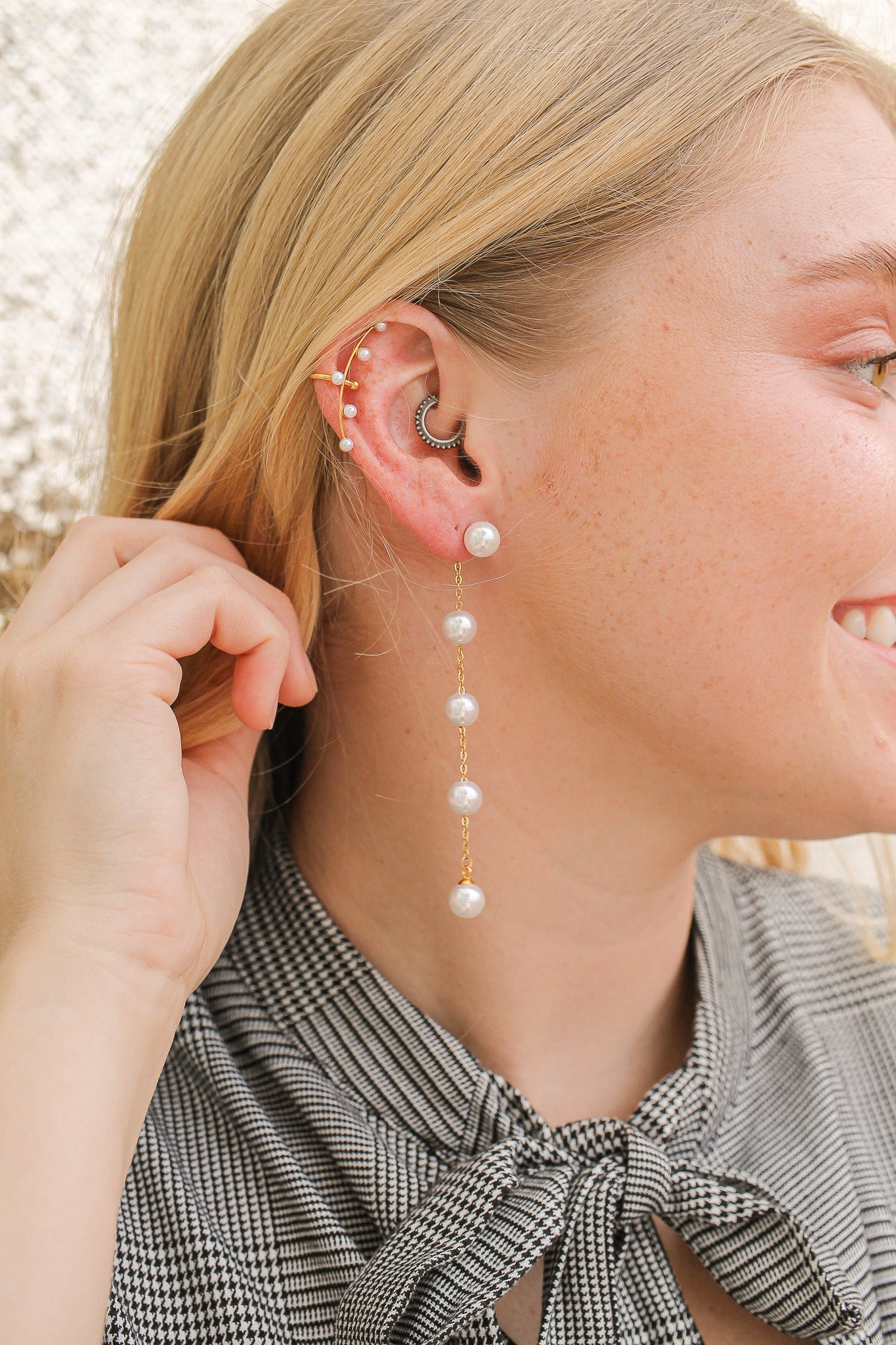 Pearl Ear Clip