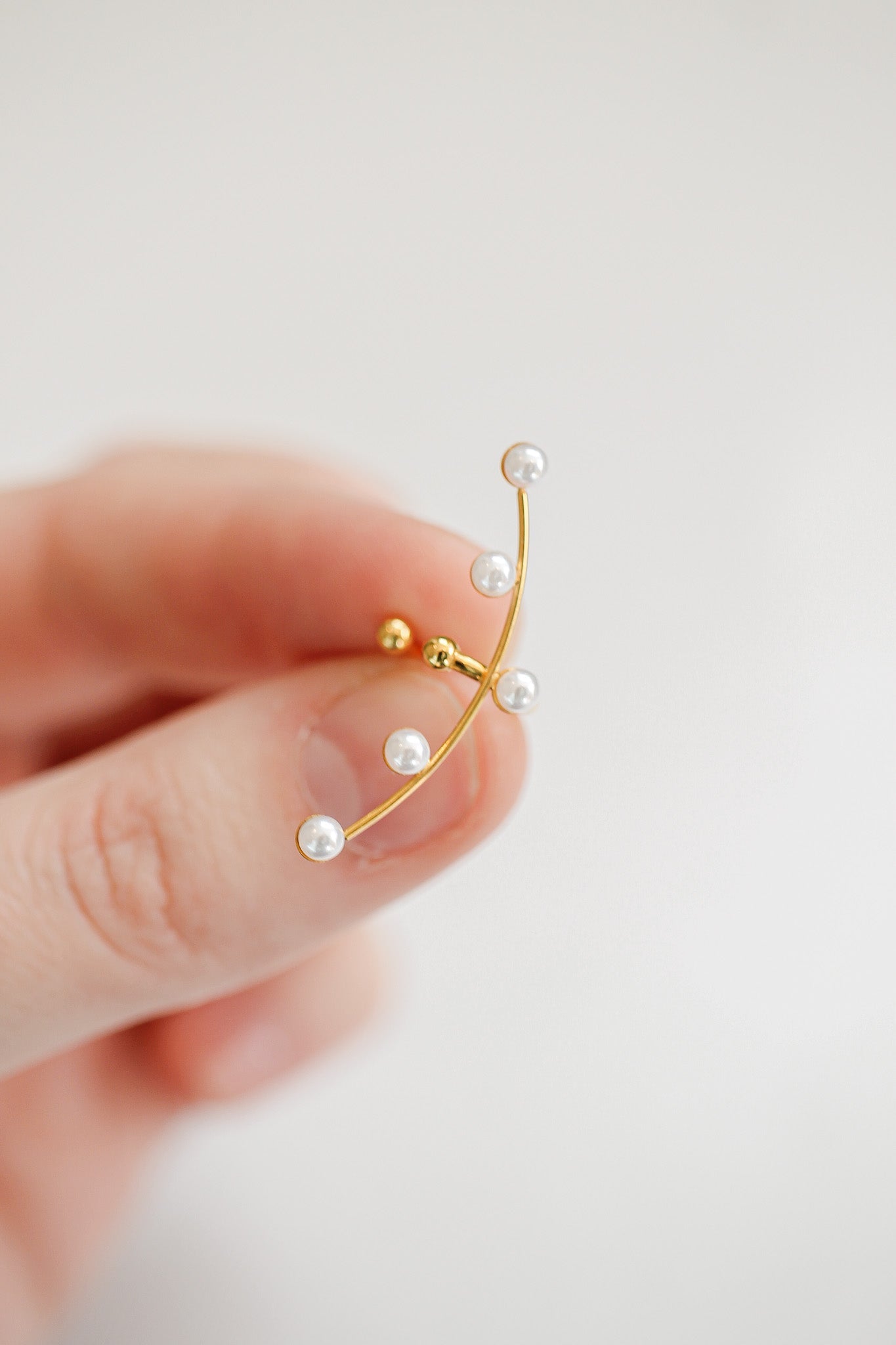 Pearl Ear Clip