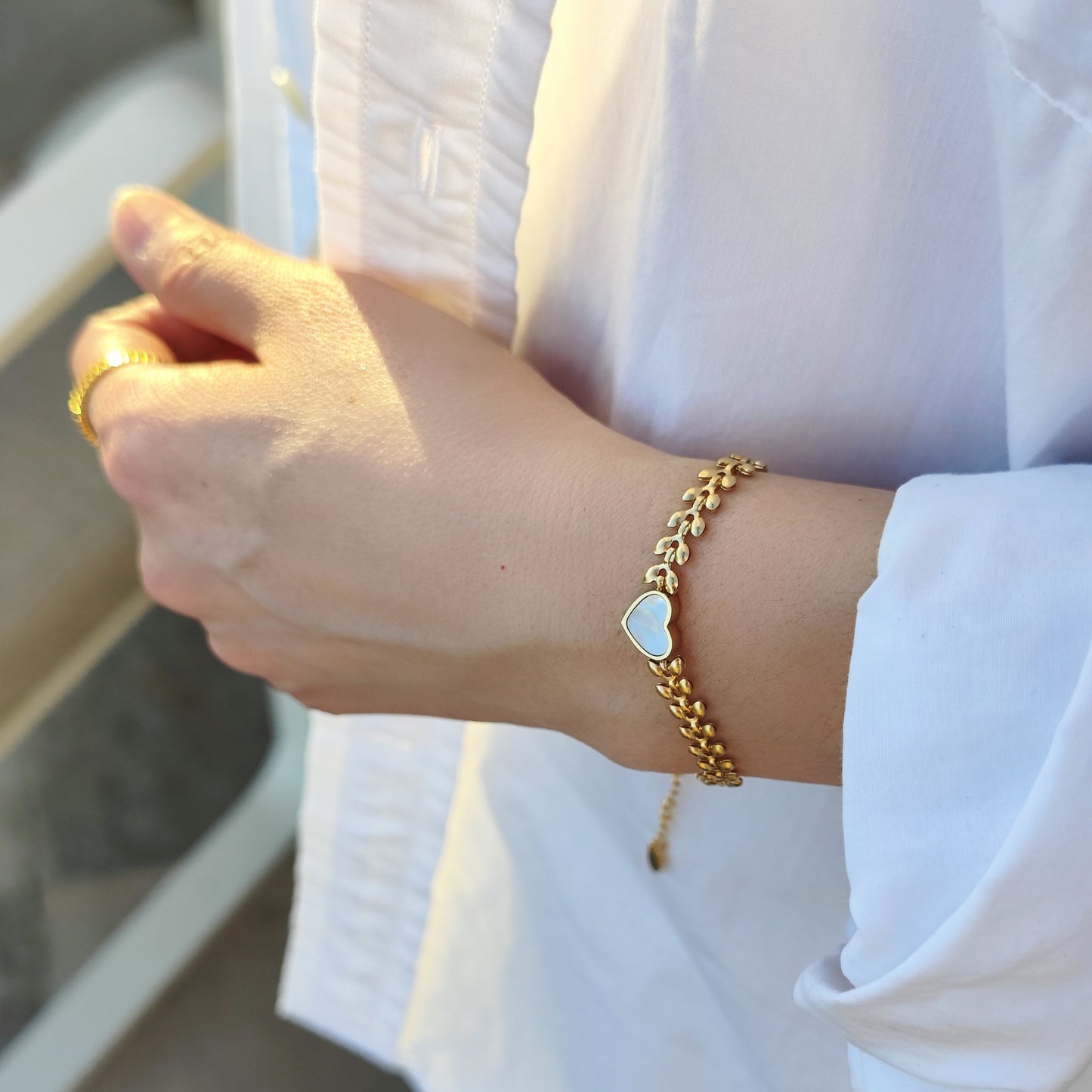 Simple Heart Bracelet