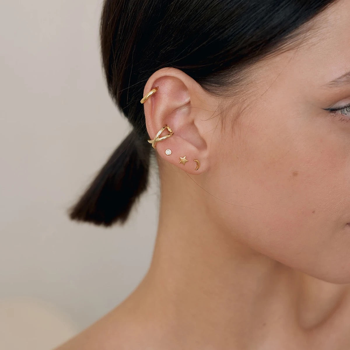 Cross Earcuff
