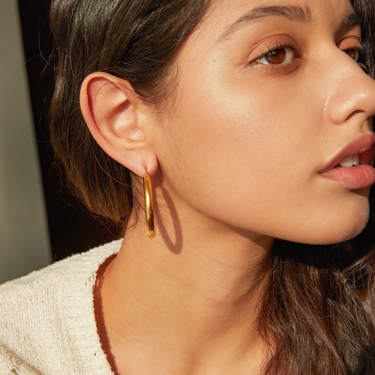 Wide Hoops