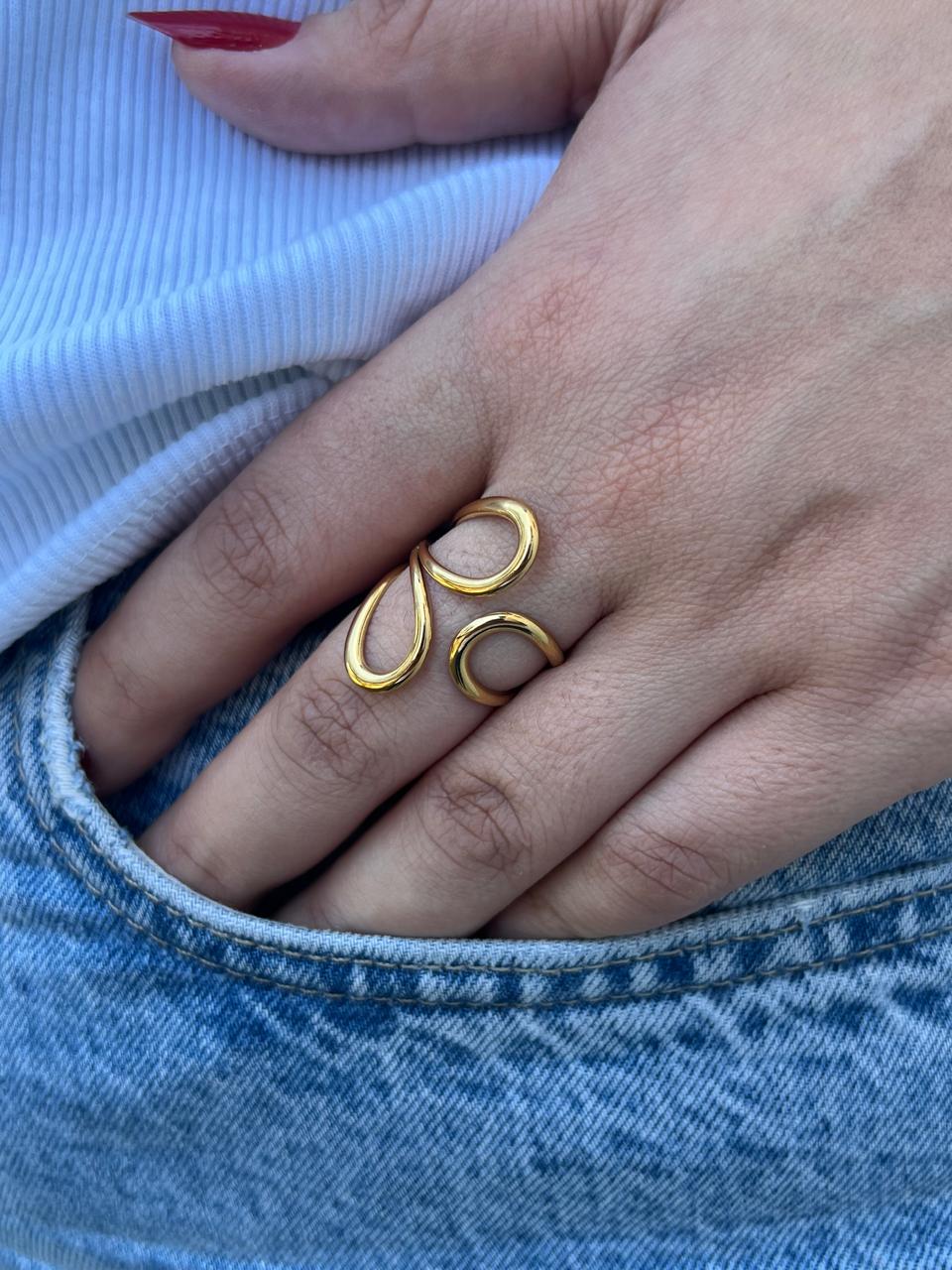 Artistic Line Ring