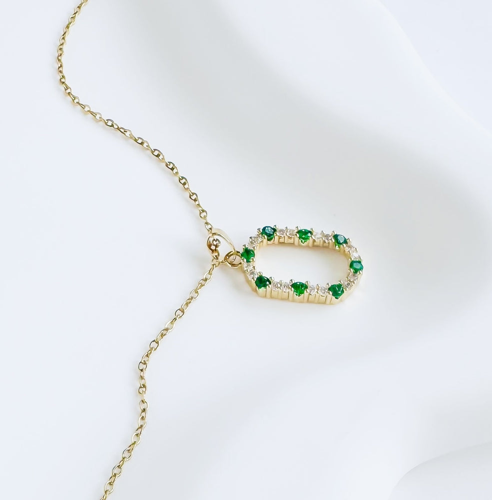 Emerald O-Shaped Necklace
