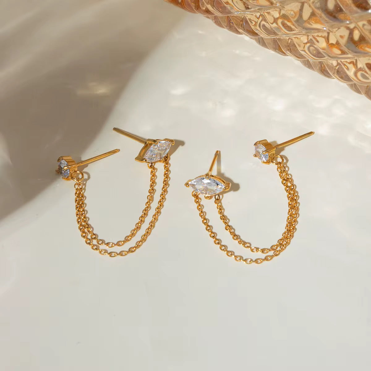 Chainlink Studs