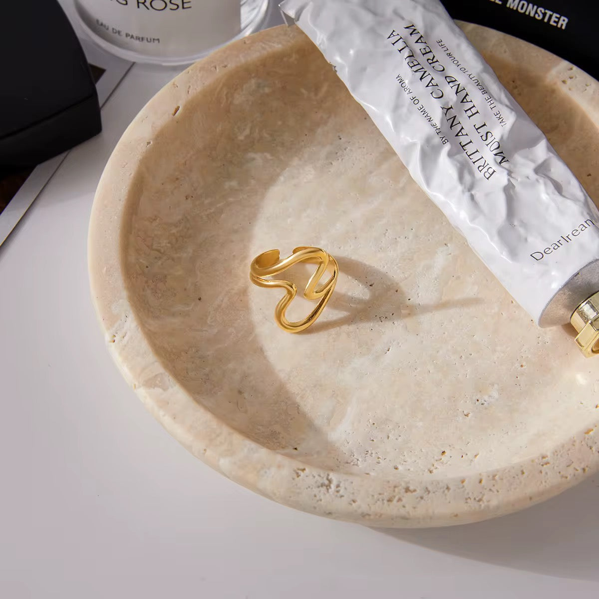 Wavy Ring