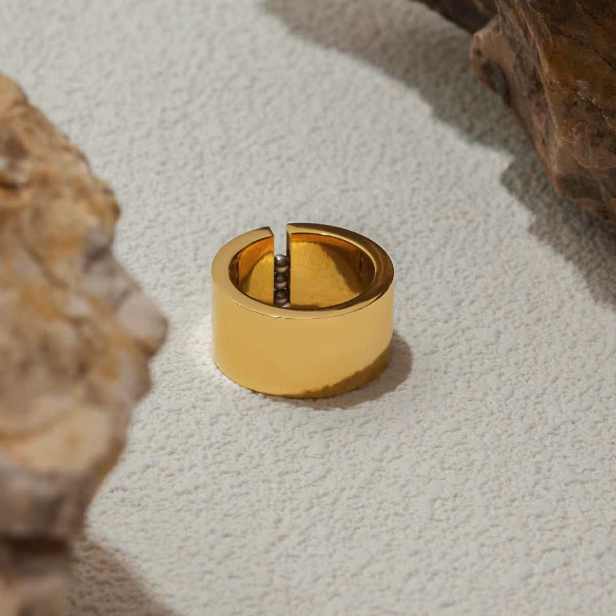 Movable Balls Ring