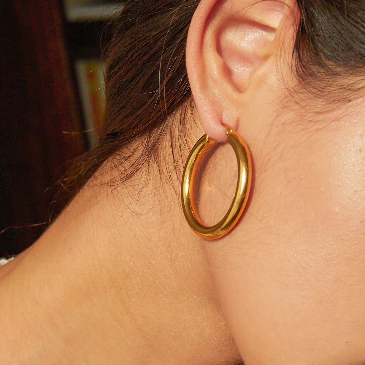 Wide Hoops