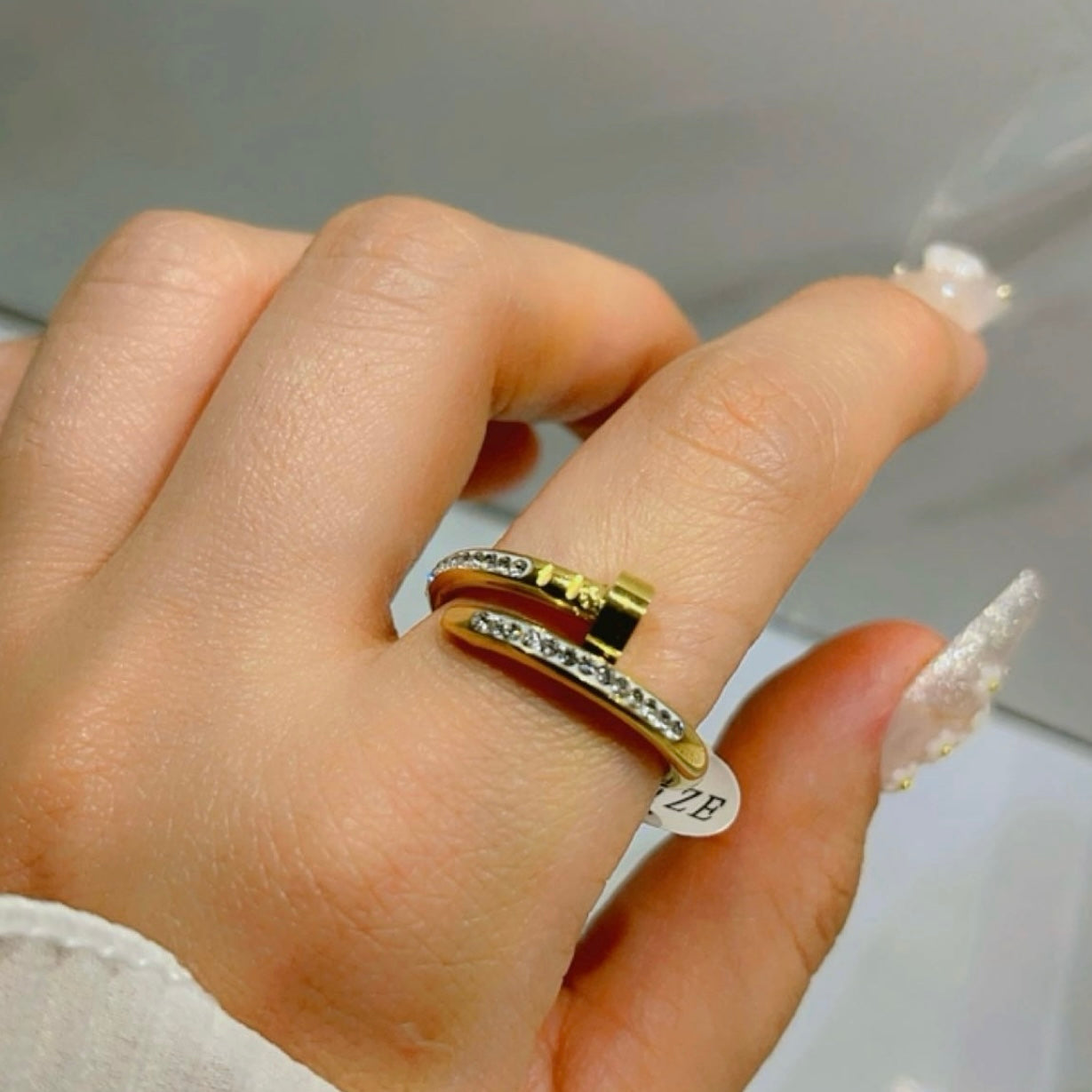 Clou Ring