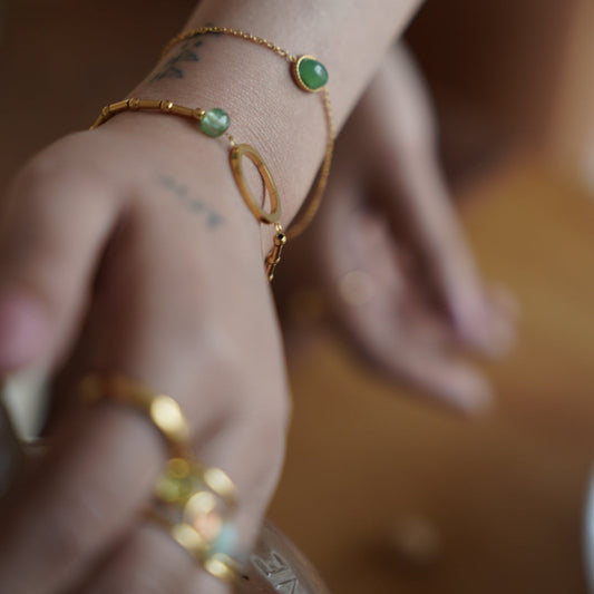 Green Bead Circle Bracelet