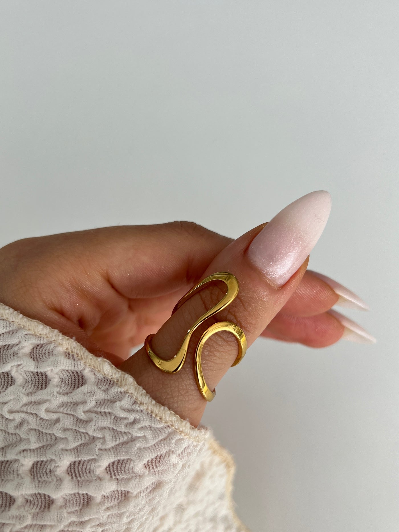 Simple Line Ring