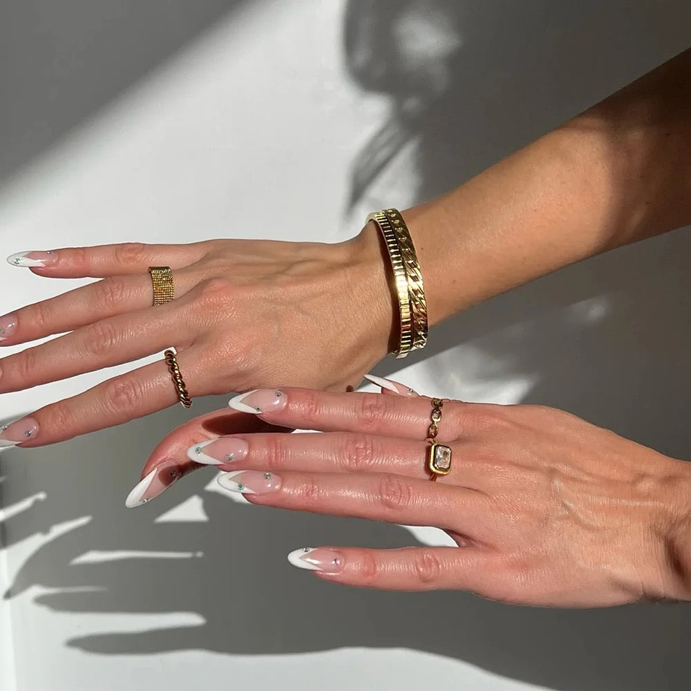 Wide Band Ring