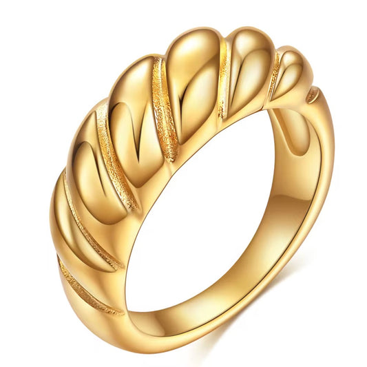 Croissant Ring