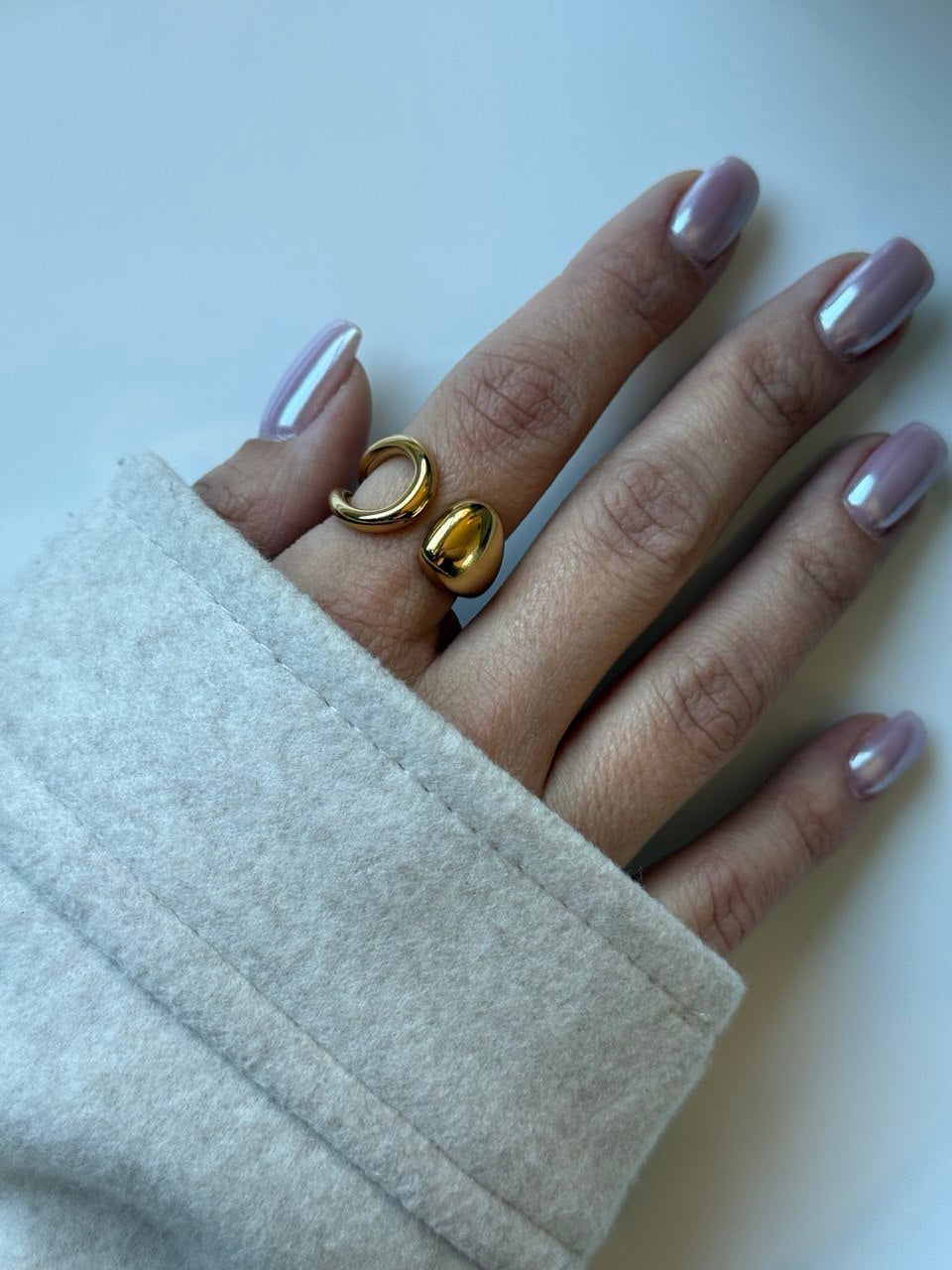 Hollow Asymmetrical Ring