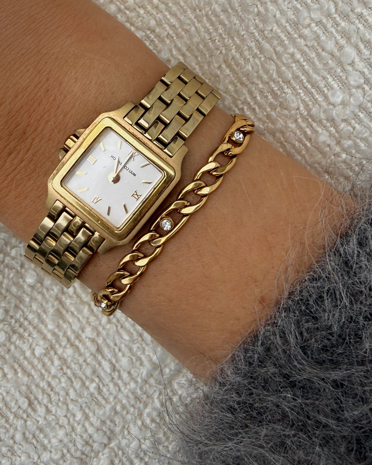 Figaro Chain with a Touch of Diamonds Bracelet