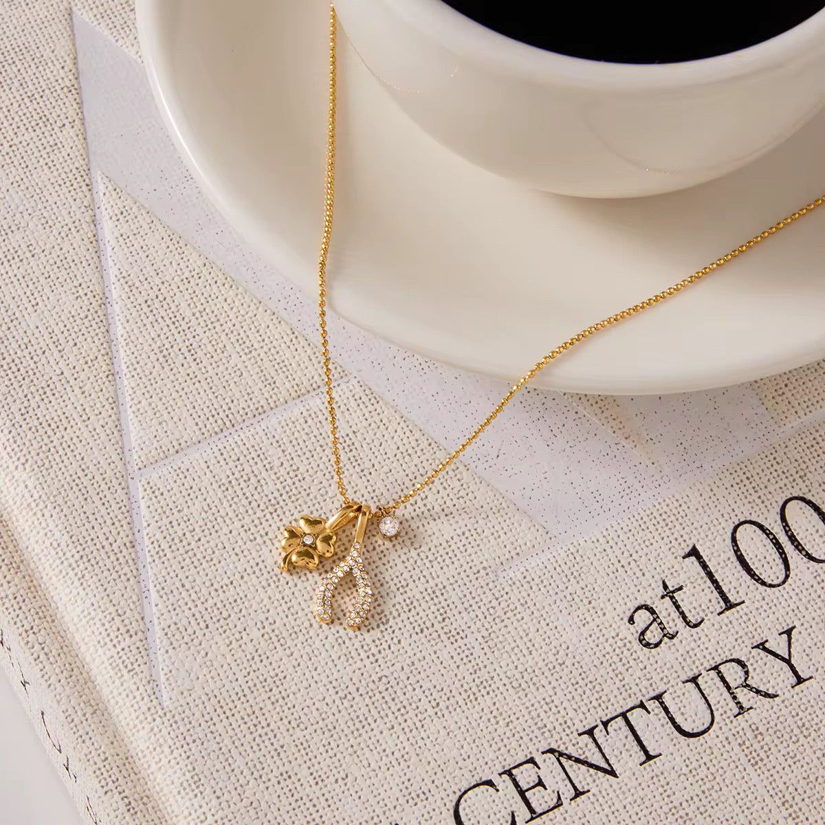 Clover Wishbone Charms Necklace