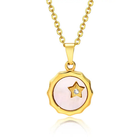 Point Star Necklace