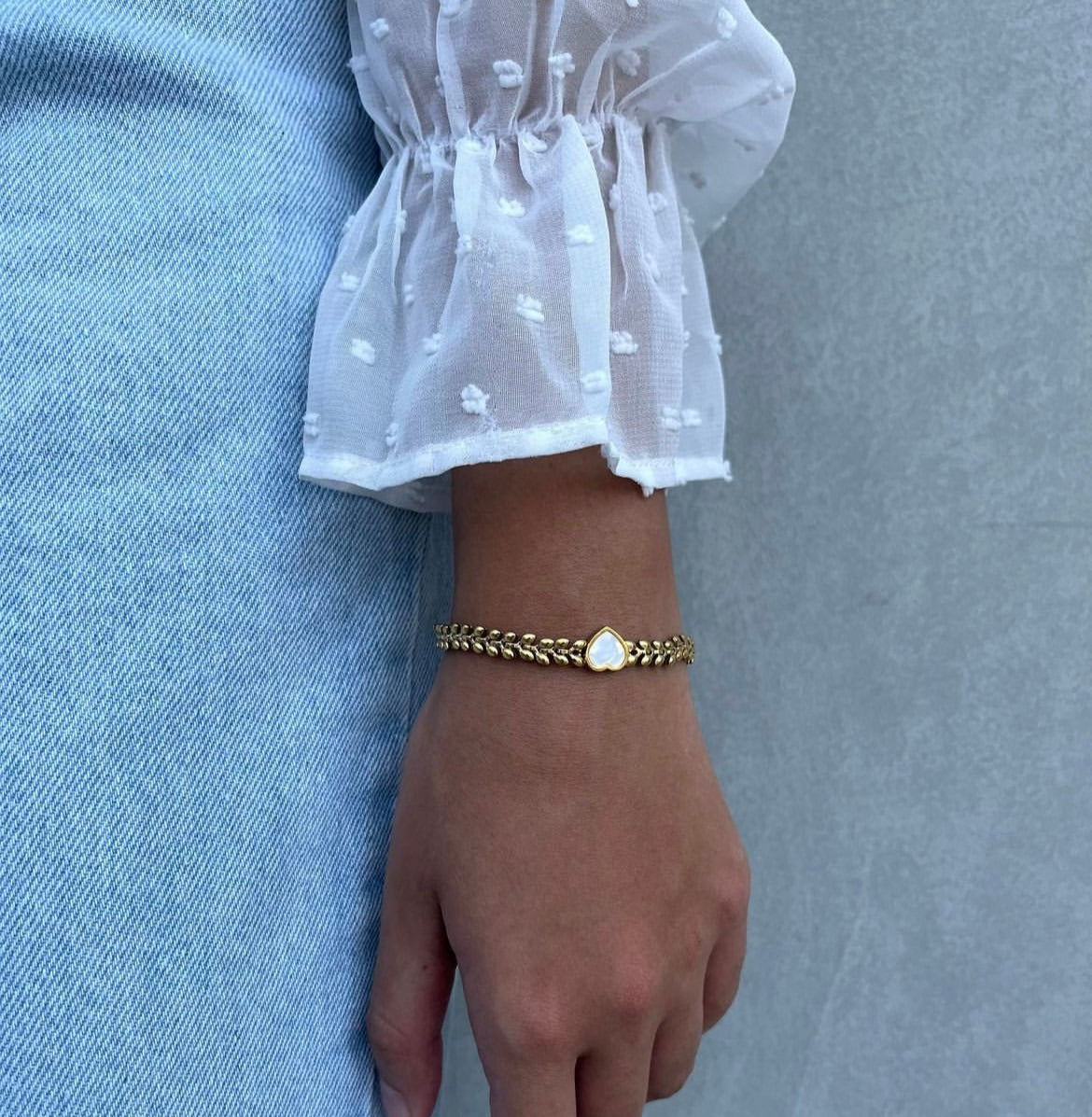 Simple Heart Bracelet