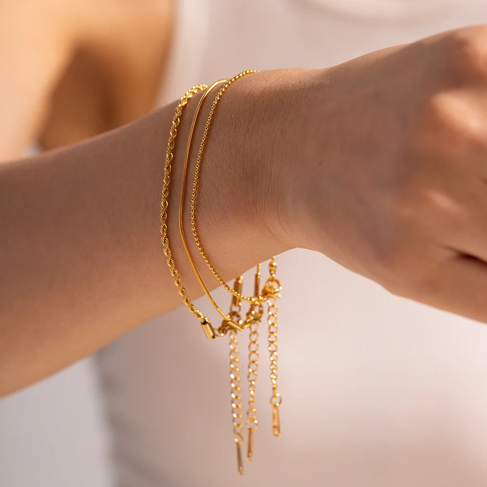 3 Dainty Stack Bracelet