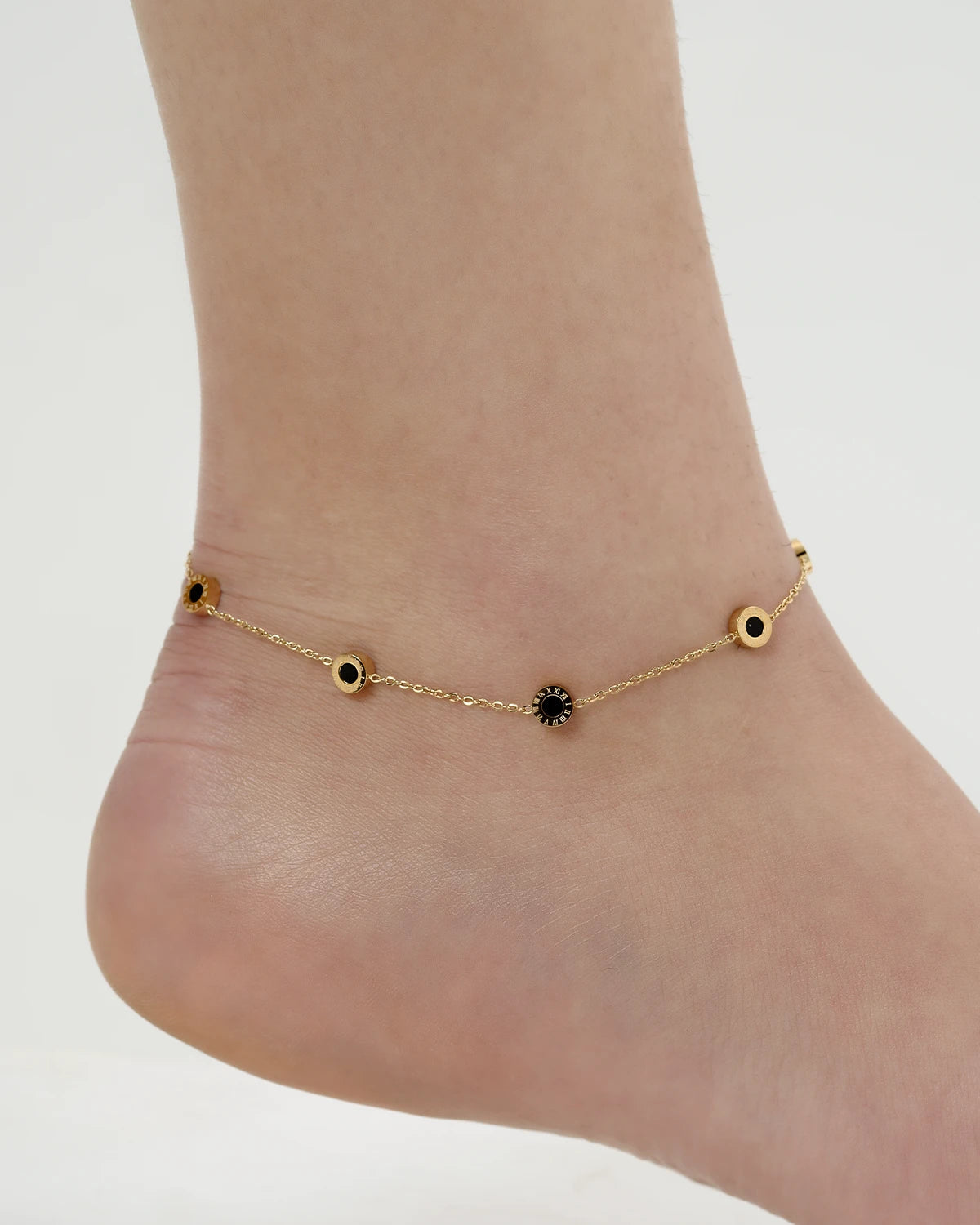 Roman (Black/White) Anklet