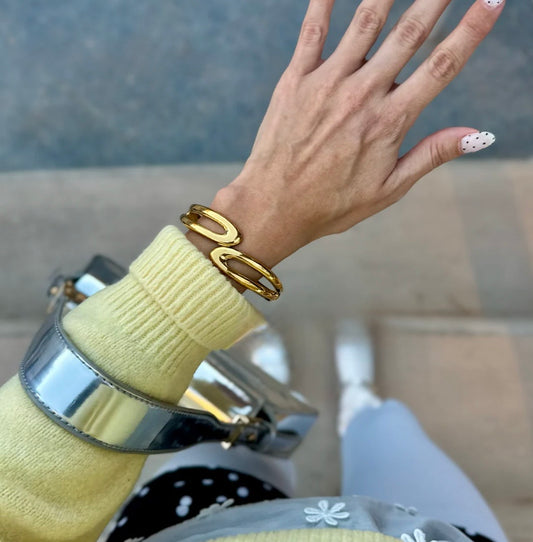 Golden Flow Bangle