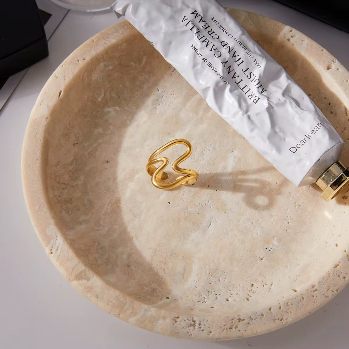 Wavy Ring