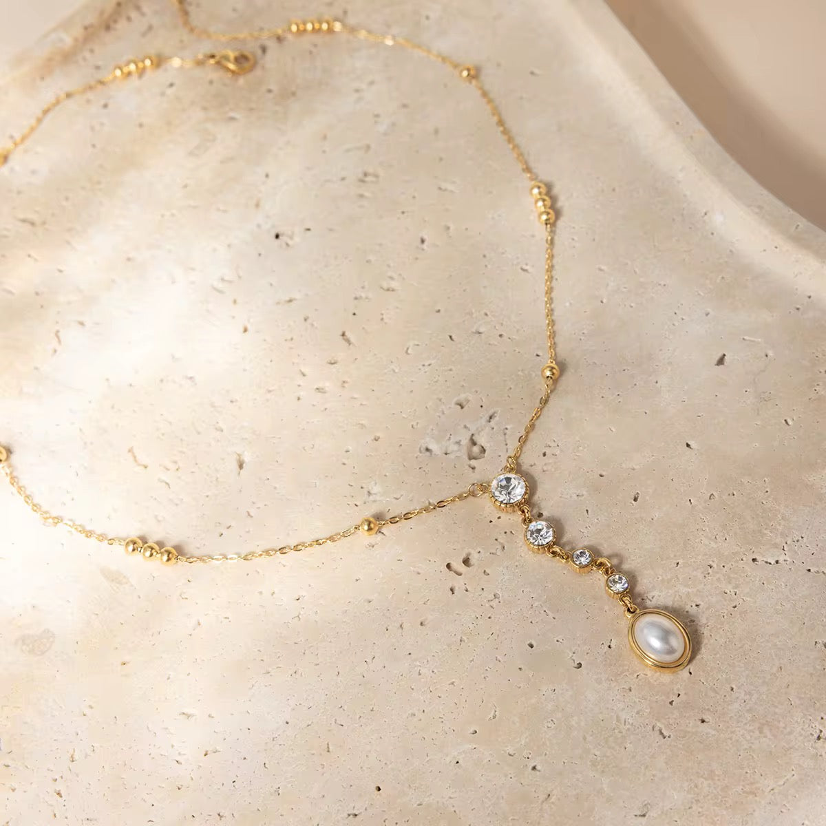 Pearl Line Necklace