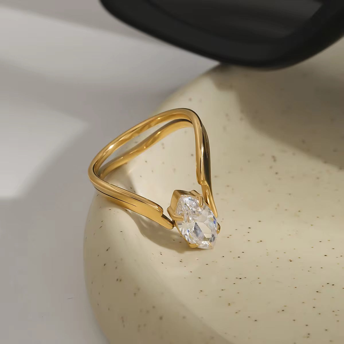 Iconic Edge Ring