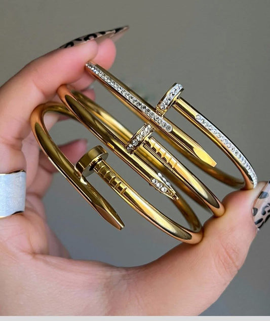 Clou Bangle