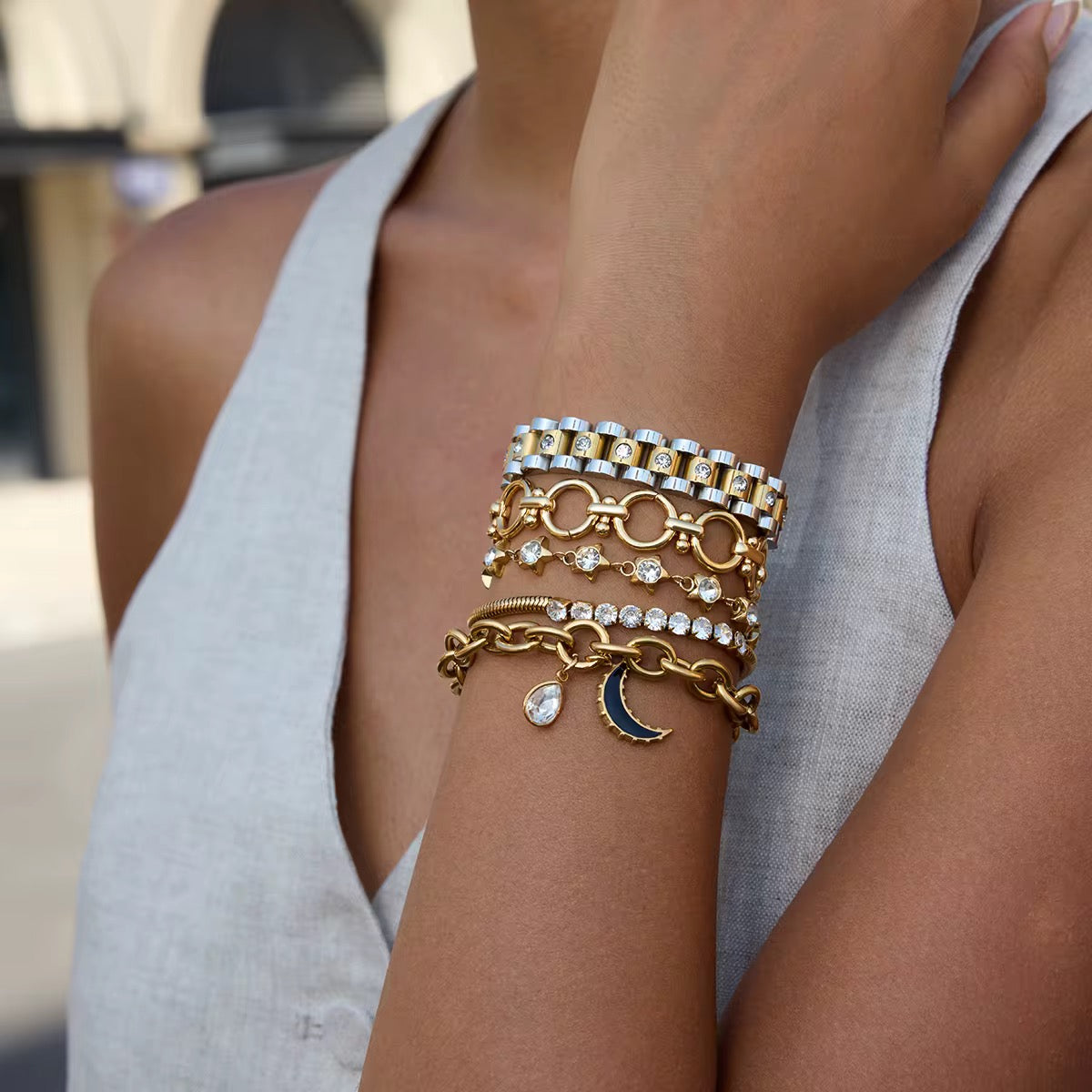 Black Moon Chunky Bracelet