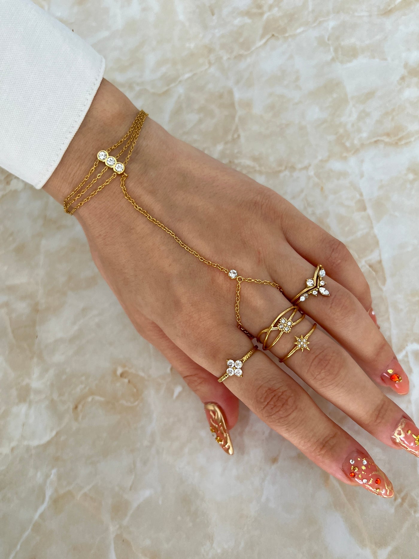 3-Layer Hand Chain